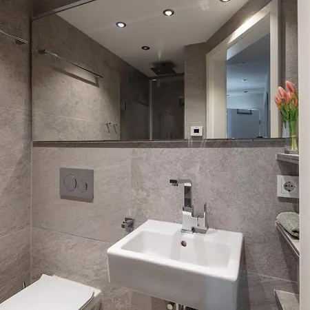 Seehaus Mit 5 Exklusiven Appartement *